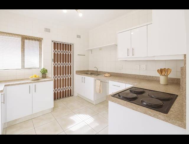 3 BEDROOM TOWNHOUSE FOR SALE IN SUNNINGDALE